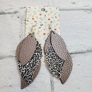 3 Layer Metallic Animal Print Faux Leather Dangle Chic Lightweight Earrings 3g5